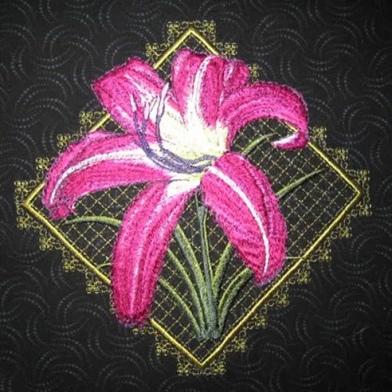 Lilies and Lace Quilt - Image 18