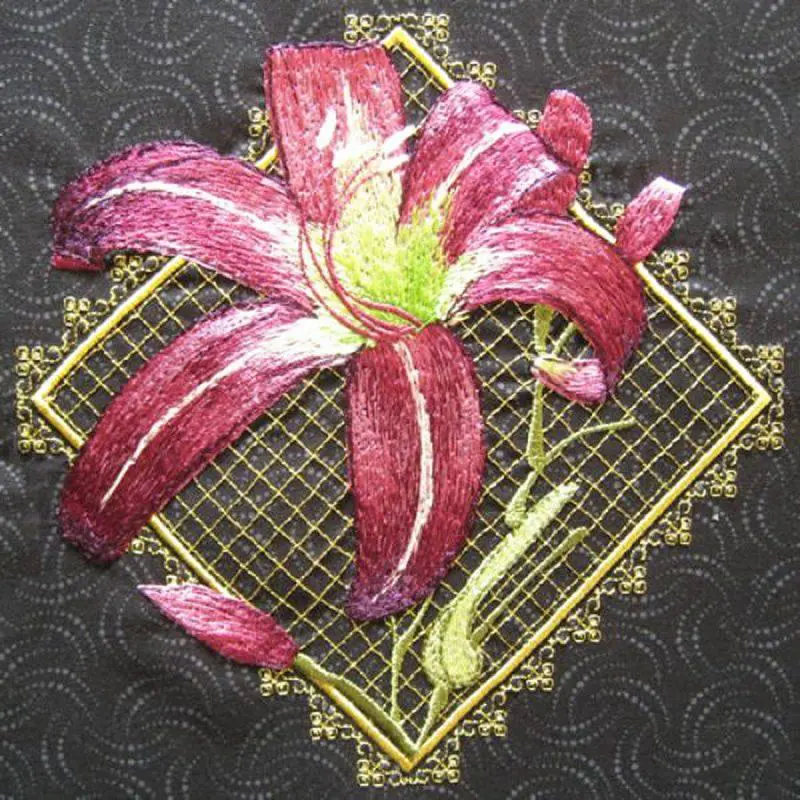 Lilies and Lace Quilt - Image 20