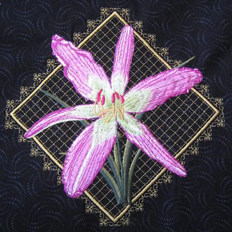 Lilies and Lace Quilt - Image 7