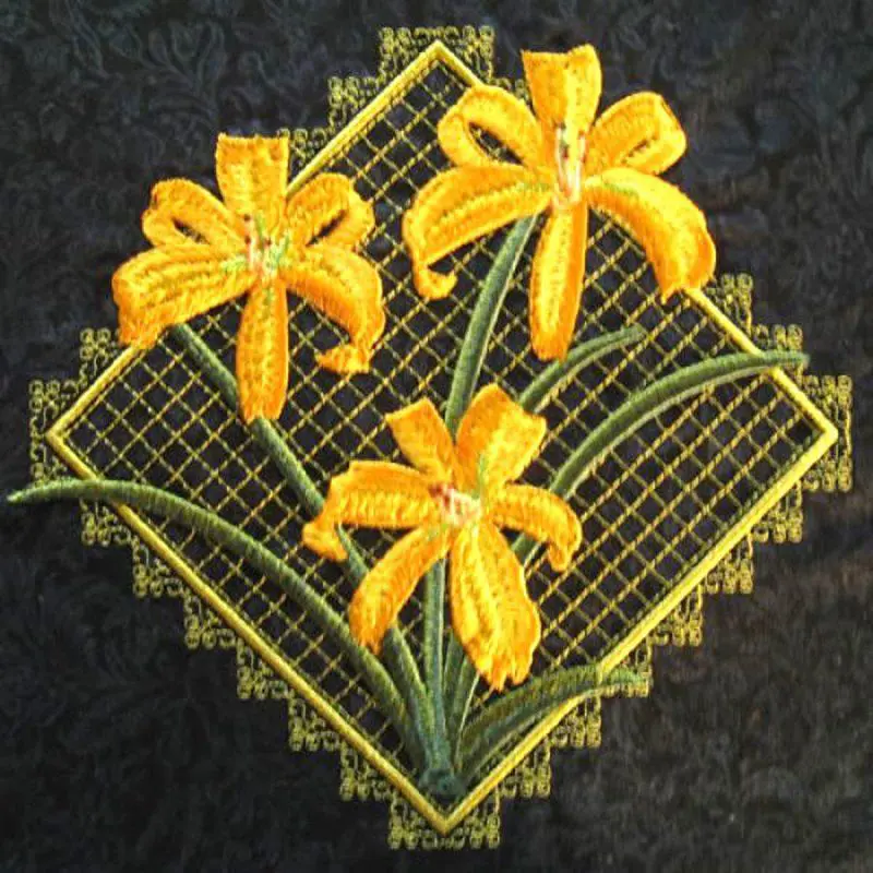 Lilies and Lace Quilt - Image 5