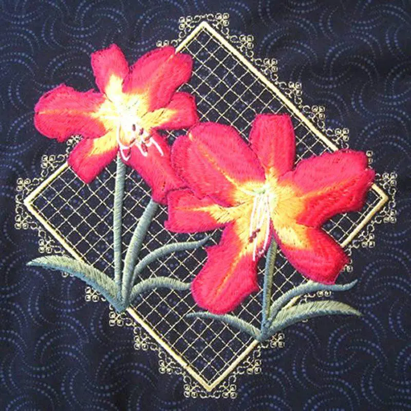 Lilies and Lace Quilt - Image 8