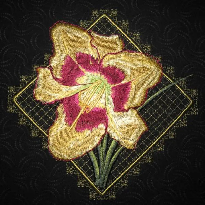 Lilies and Lace Quilt - Image 11